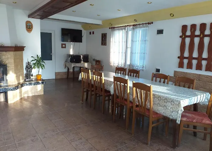 Vacation Yoanna Vakantiehuis Trjavna